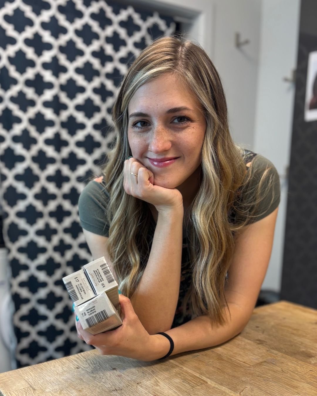 About - Delaney Dip Hair | Vancouver, WA Luxury Hair Stylist | Extensions